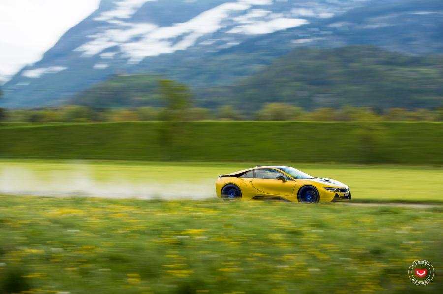  BMW i8 on Vossen Wheels (VPS-305T) 2016 года  (фото 76 из 81)